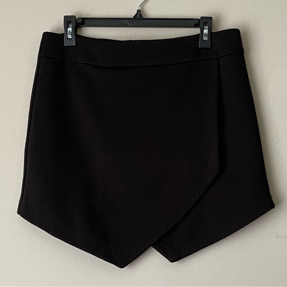 Candies Juniors Black Asymmetrical Envelope Mini Skirt Size 13 (Junior XL)